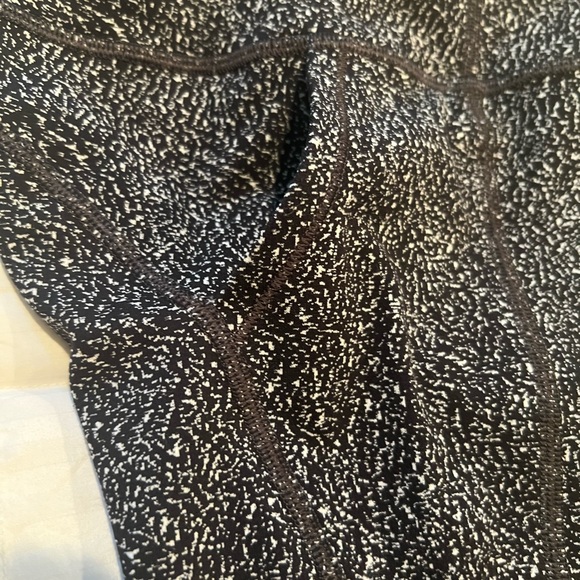 Athleta Lighting Static Leggings - Picture 5 of 7